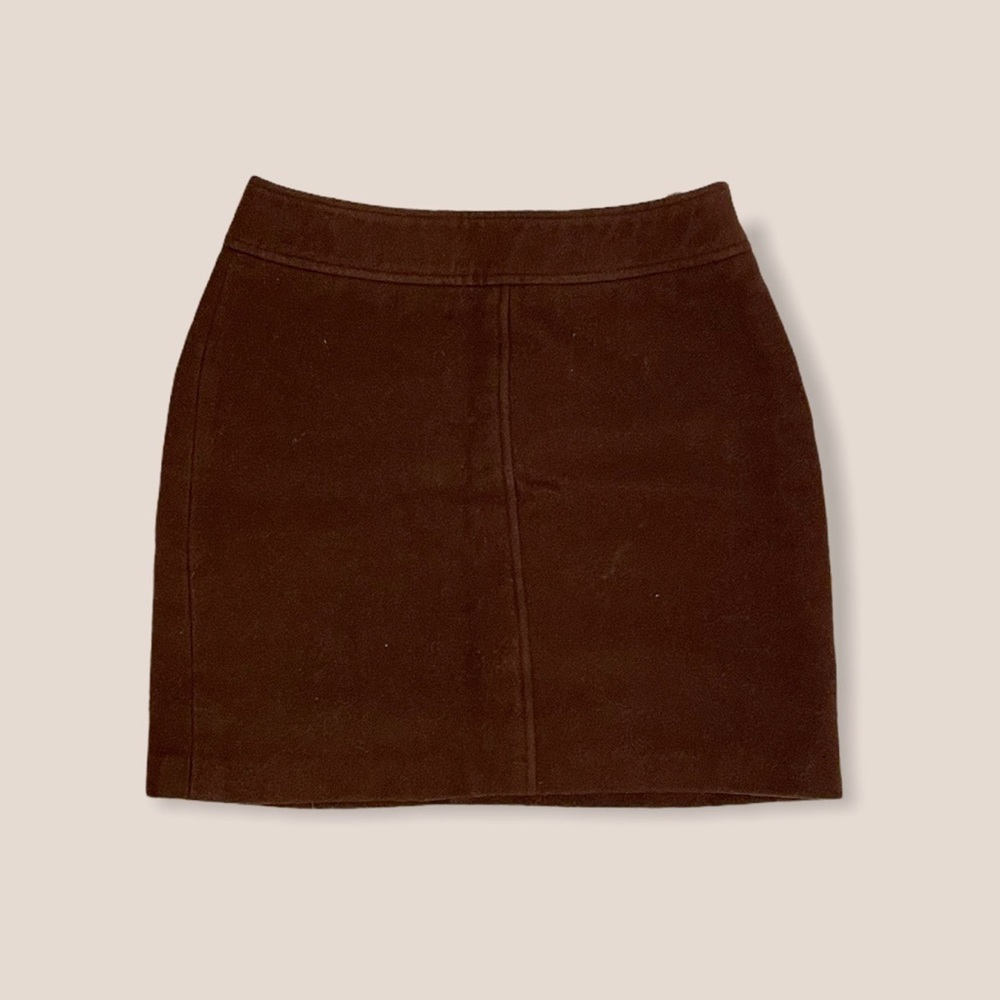Brown mini skirt!